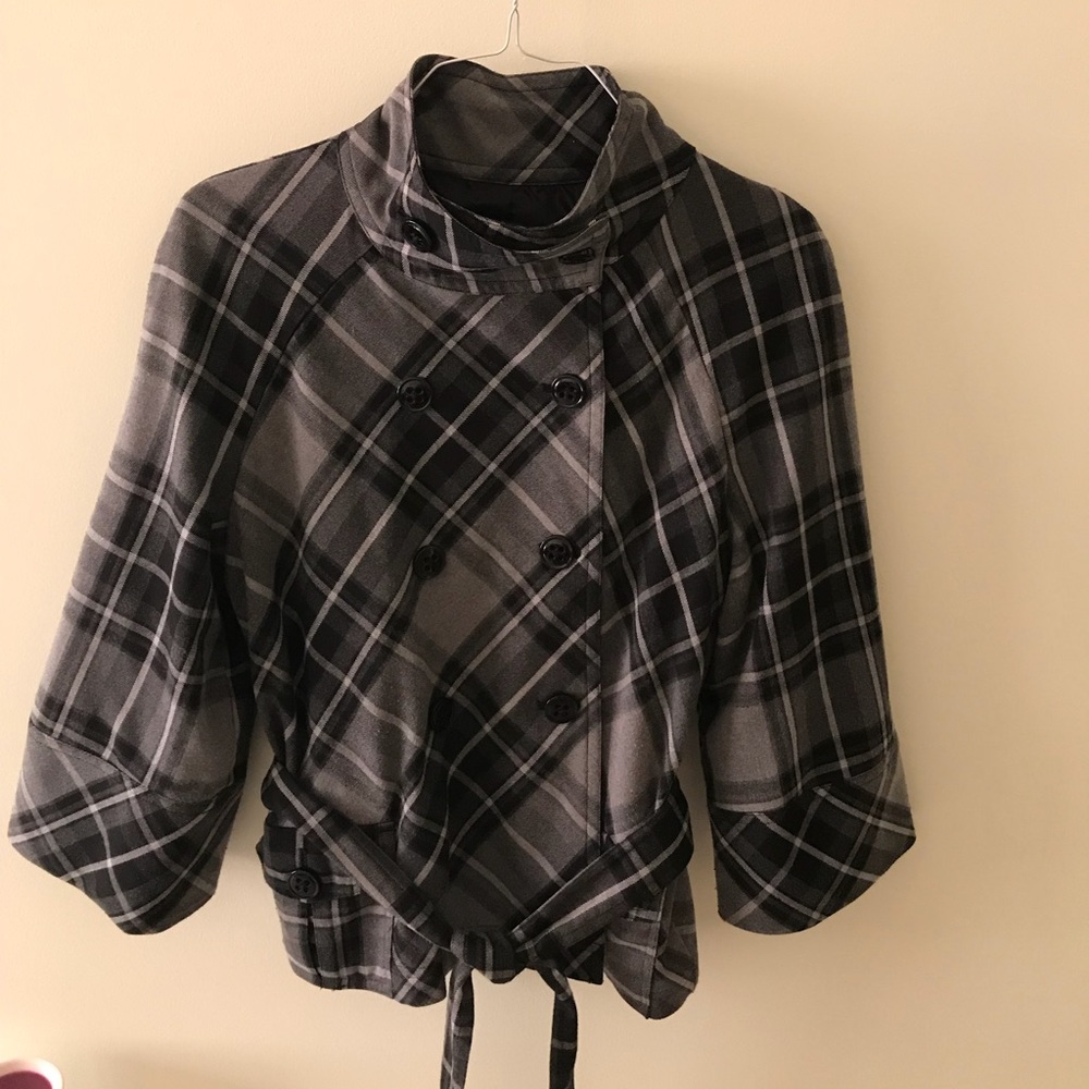 Jacket with belt.